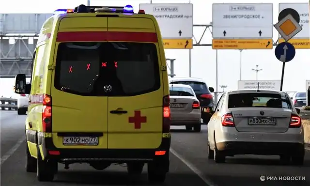 Беременную женщину, выпавшую из окна во Владивостоке, успешно выписали из больницы
