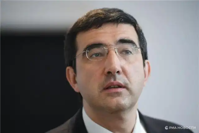 Жуков уверен, что Крамник способен опровергнуть решение FIDE о дисквалификации