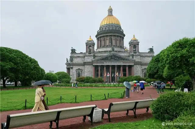 Москва и Петербург возглавляют рейтинг популярных туристических маршрутов по версии АТОР