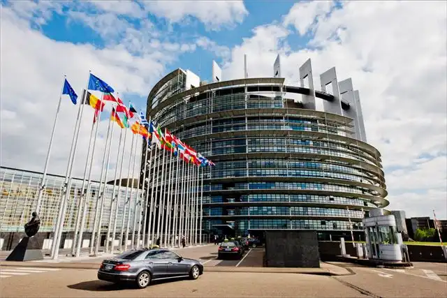 В Европарламенте выразили резкую критику в отношении присвоения подразделению ВСУ имени УПА