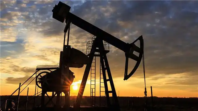 Капитал начинает поступать в нефтедобывающую отрасль США, Канады и Аргентины