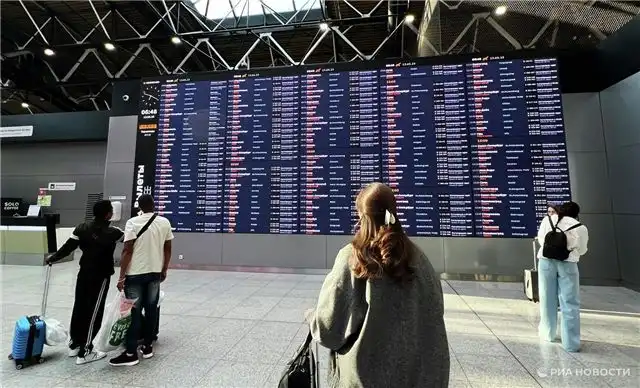 Вылеты из аэропортов Москвы задерживаются более чем на два часа у 47 рейсов
