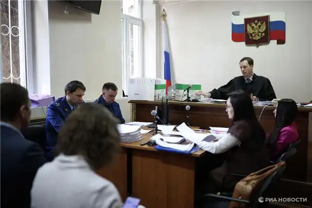 Экс-супруг экс-судьи Хахалевой согласился с требованием Генпрокуратуры РФ о конфискации имущества
