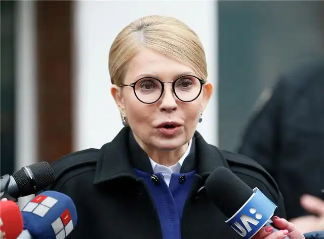 Суд отменил все процессуальные запреты в отношении Тимошенко по делу о подкупе депутатов