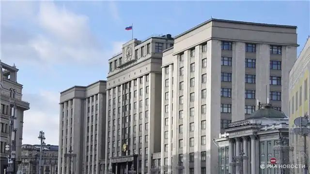 Вторник в Госдуме - рассмотрят запрет испытательного срока для мам с детьми до трёх лет