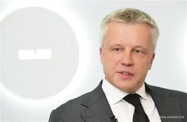 Кирилл Пуртов объяснил, какие компании способны обеспечивать город товарами, работами и услугами