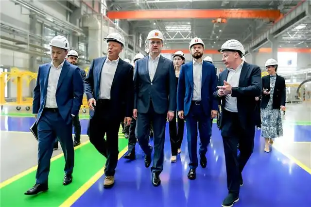 Визит вице-премьера Александра Новака на завод "ТверьКанатДор" в сердце Тверской области