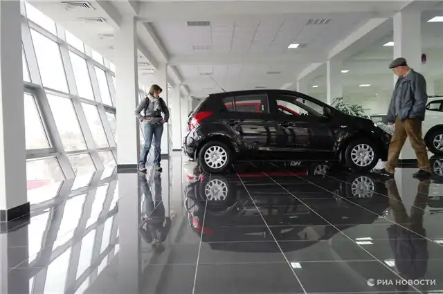 Автостат - доля мировых брендов на российском авторынке падает третий месяц подряд