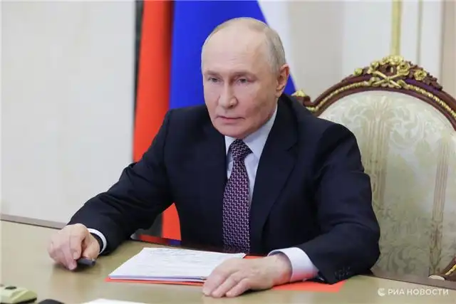 Путин подчеркнул вклад ВООПиК в восстановление усадеб и храмов, пострадавших в СВО