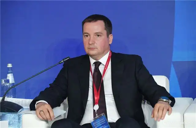 На арматурном судне «Марлин» в Архангельске торжественно поднят триколор России