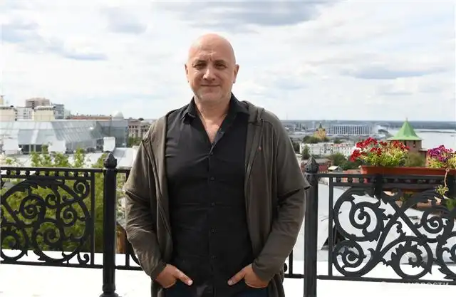 Захар Прилепин заявил, что пока не намерен возвращаться в политику