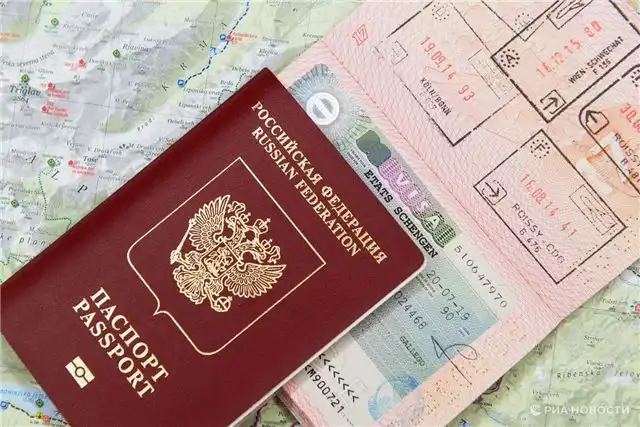 Визовый центр Франции обновил порядок подачи документов для россиян по шенгену