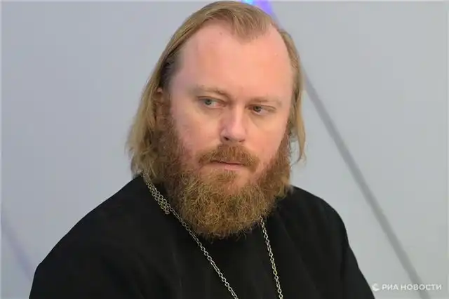 Иерей Лукьянов призывает внимательнее следить за позицией депутатов Госдумы по вопросам семьи