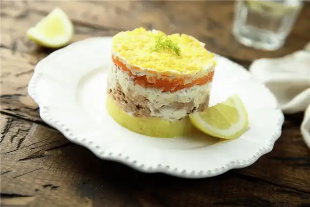 Классическая Мимоза с консервами - пошаговый рецепт с фотографиями